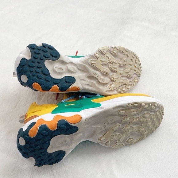 Nike React Presto University Gold Egg Toast Athletic Shoes, size 11 - Picture 10 of 10